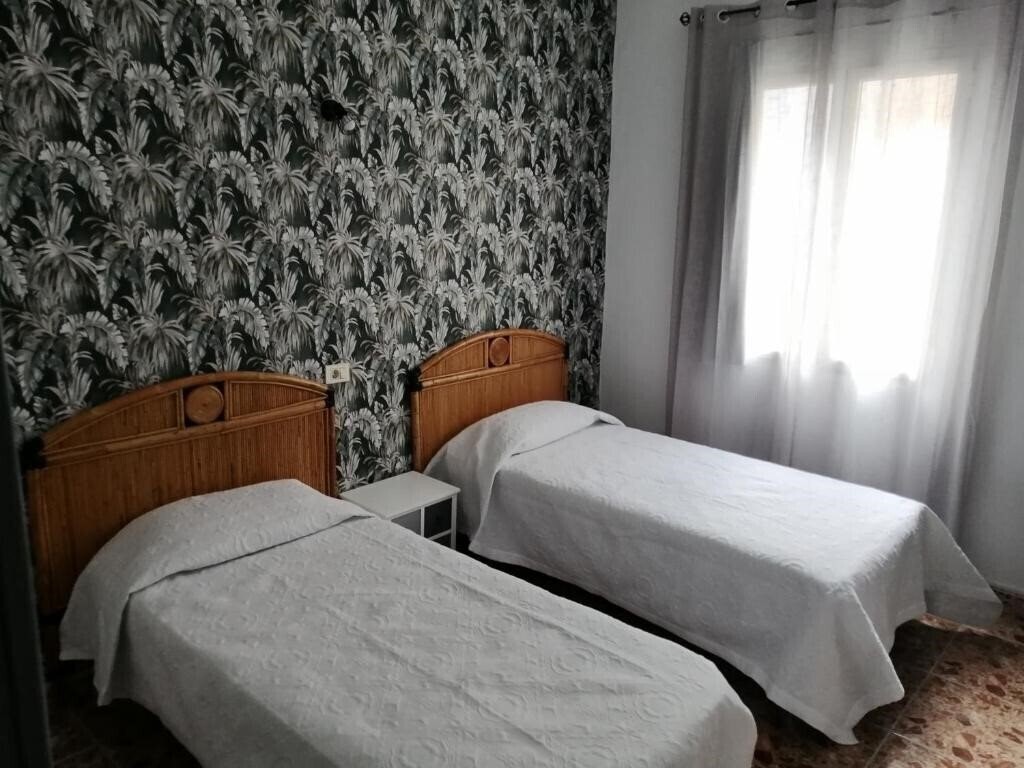 Картинка Hostal Alcaravaneras - Adults Only 3*