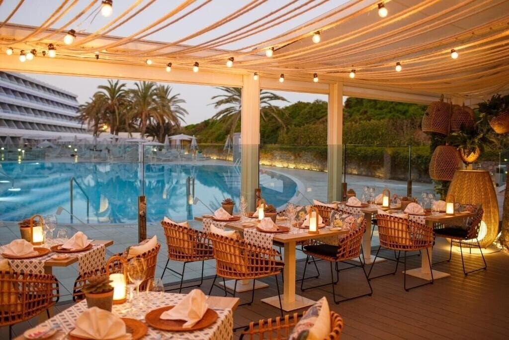 Santa Monica Suites 4* суреті