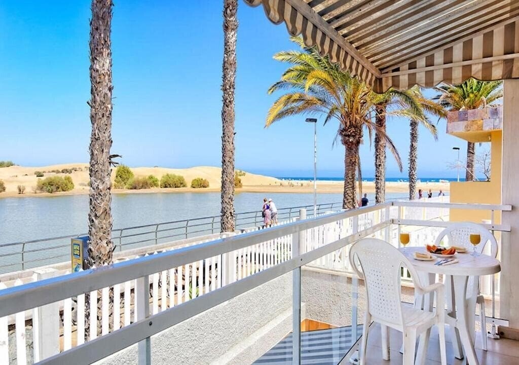 Отель Apartamentos Cocoteros 2*