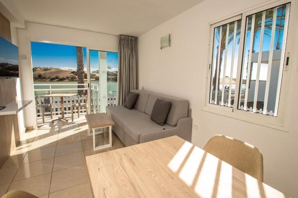 Изображение Apartamentos Cocoteros 2*