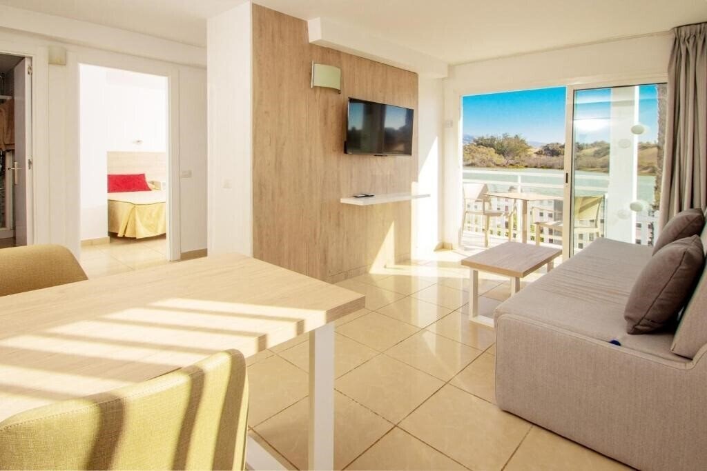 Картинка Apartamentos Cocoteros 2*