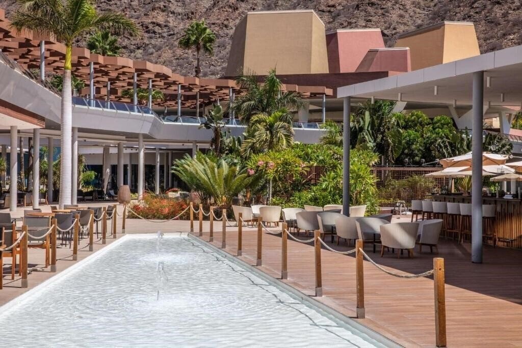 Изображение Radisson Blu Resort & SPA Gran Canaria Mogan (ex. Radisson Blu Resort Mogan, Radisson Blu Resort & SPA ) 5*