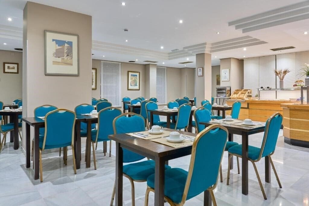 Navas 3* фотосуреті