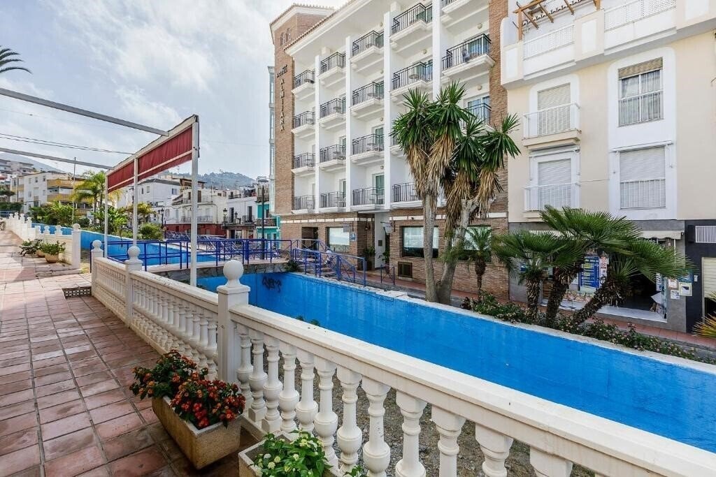 Изображение Hotel Almijara - Mares (ex. OYO Hotel Almijara) 3*