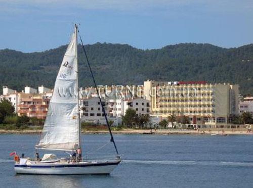 Отель Tagomago 4*