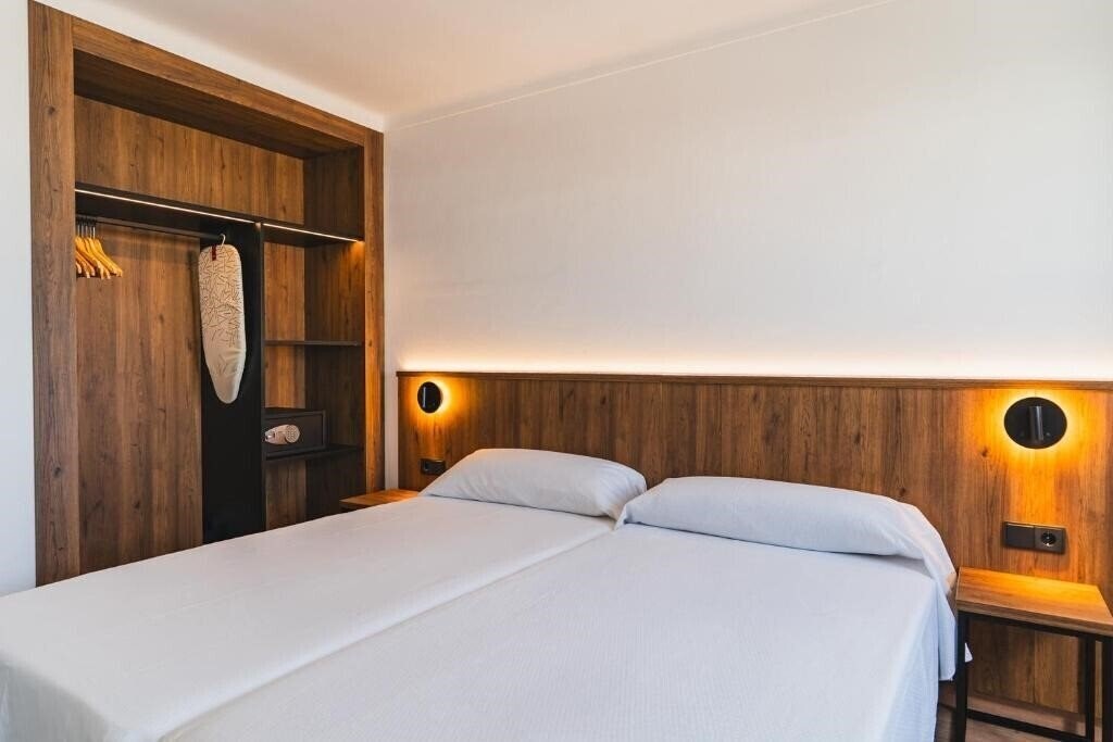 Изображение Hotel Vago Ibiza (ex. Sol Bay) 2*