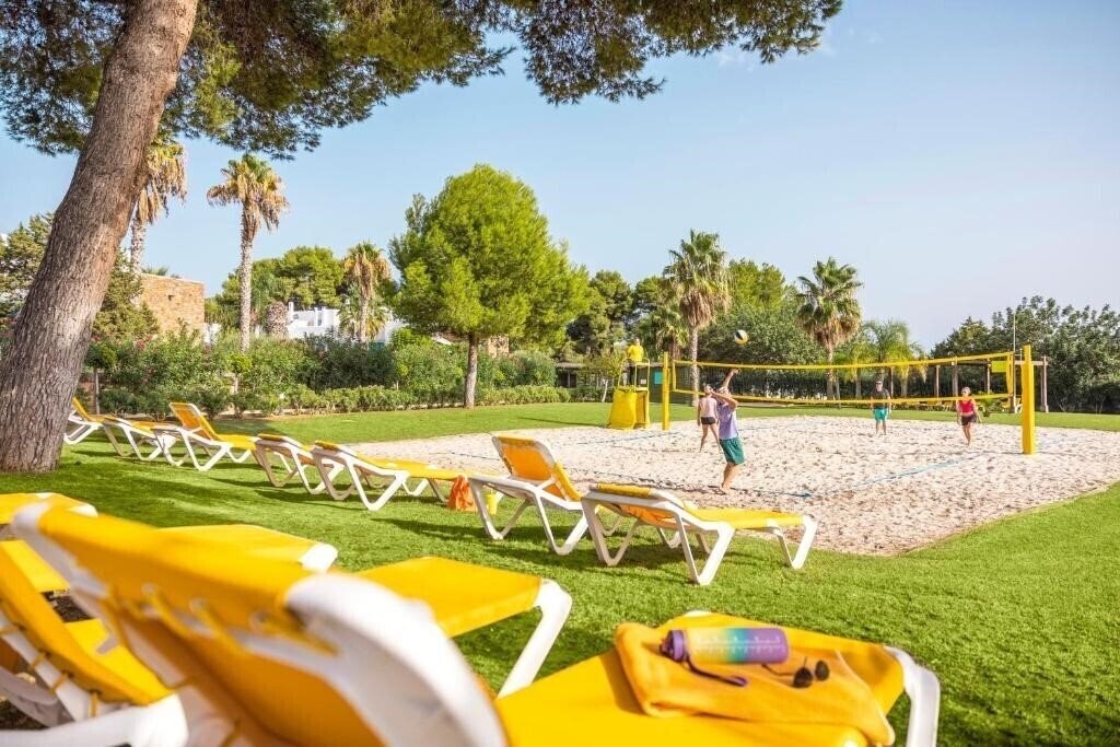 Tui Magic Life Cala Pada 4* суреті