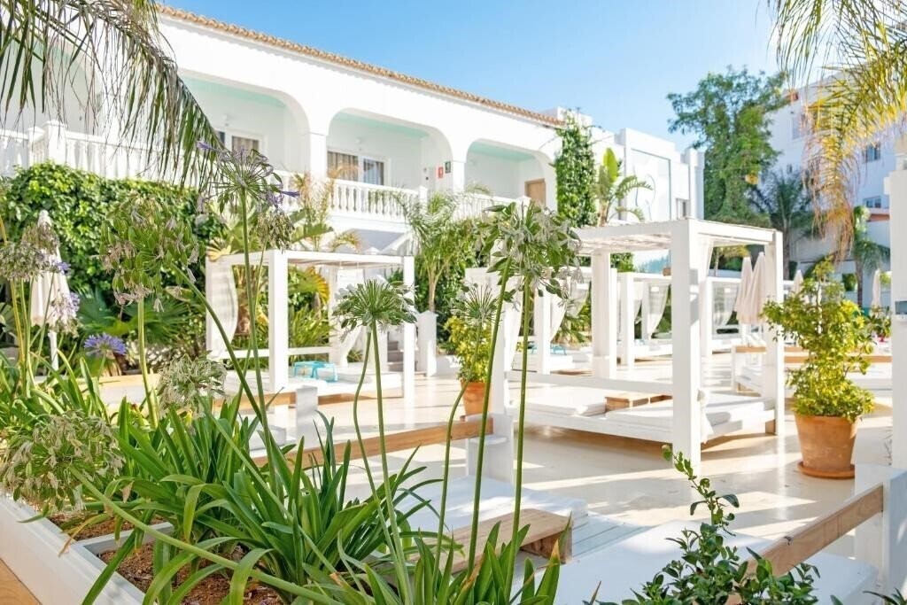 Senator Beach Star Ibiza (Adults Only 18+) 4* суреті