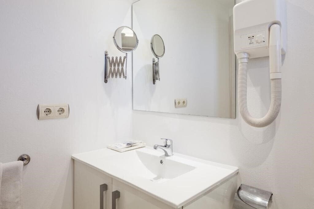 Фотография Ibiza Heaven Apartments 4*