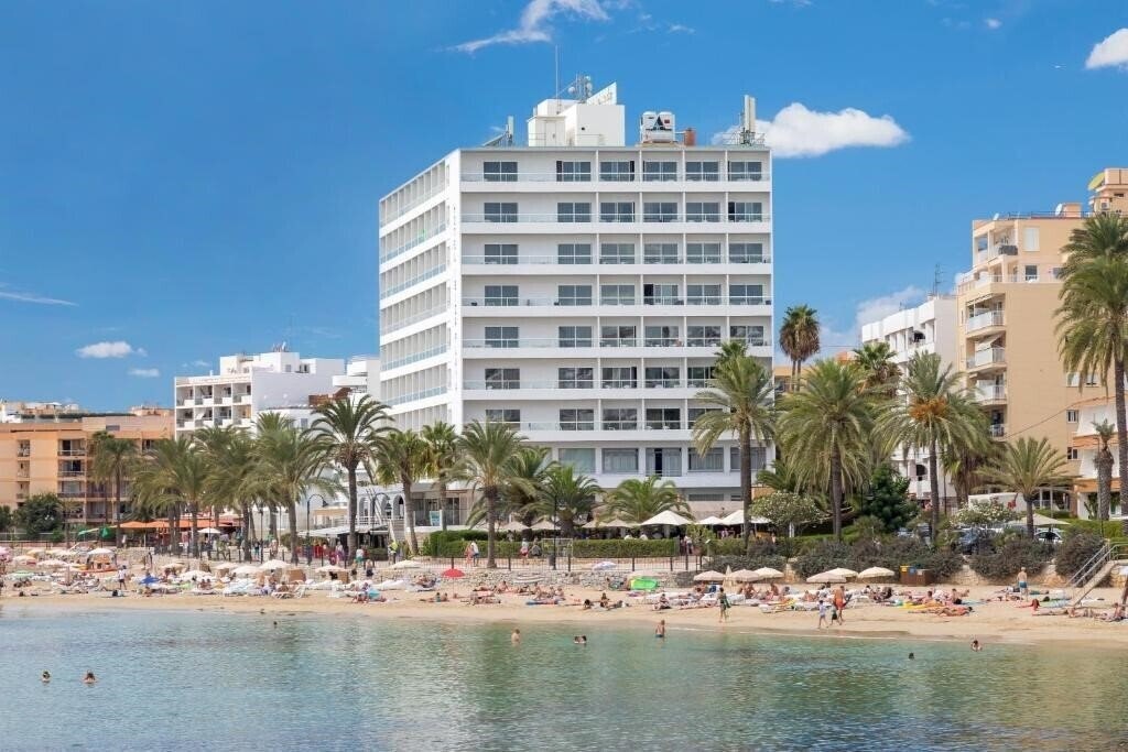 Отель Ibiza Playa 3*