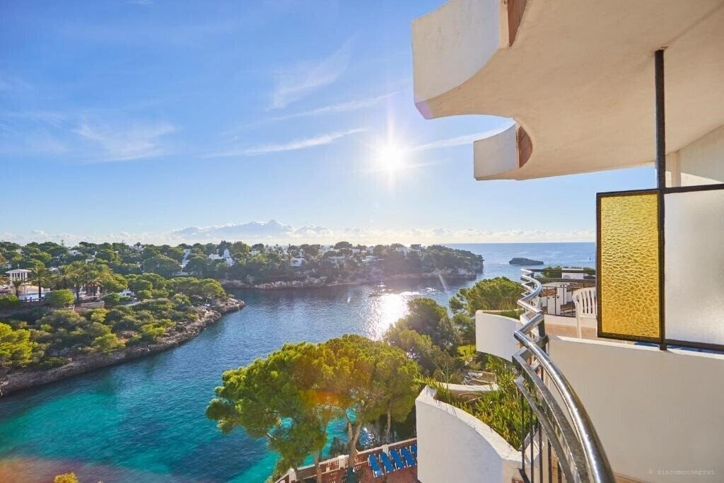 Отель Cala Ferrera 3*