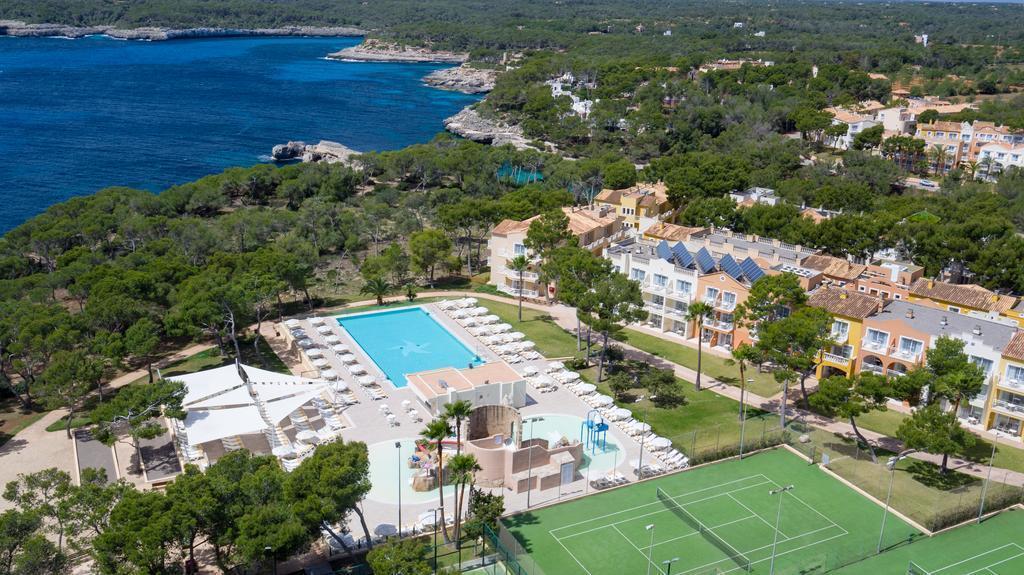 Iberostar Waves Club Cala Barca (ex. Iberostar Club Cala Barca) 4* суреті