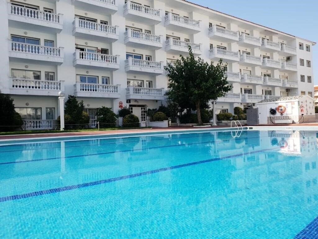 Europa Apartamentos 2* суреті