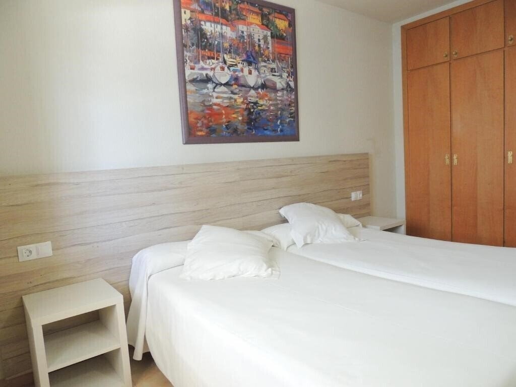 Apartamentos Augustus 4* суреті