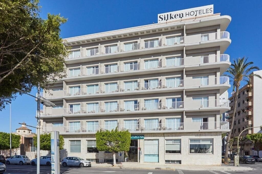 Отель Nh Castellon Turcosa 3*