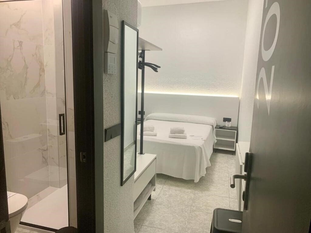 Отель Hotel DL Urban (ex. Minotel Zaymar, Hotel Zaymar) 2*