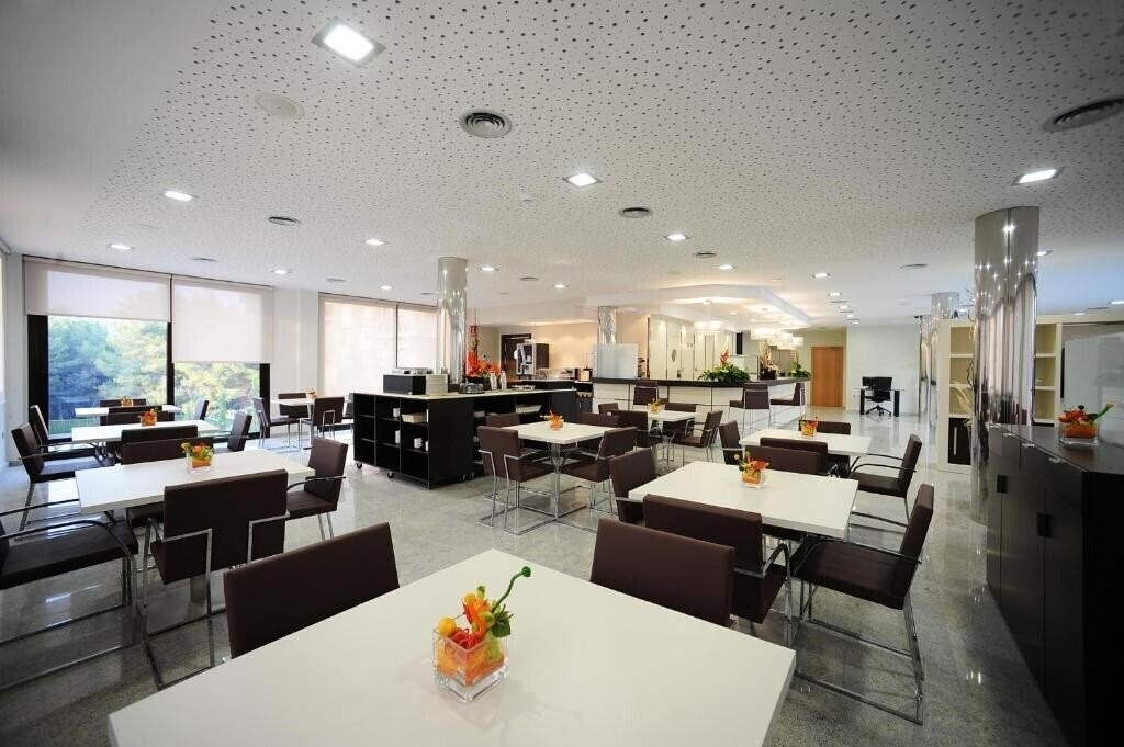 Изображение Desitges 4*