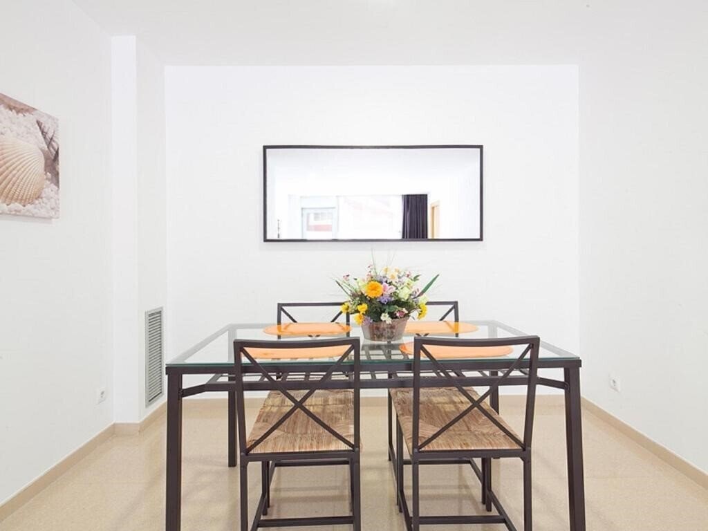 Charm Suites 3* фотосуреті