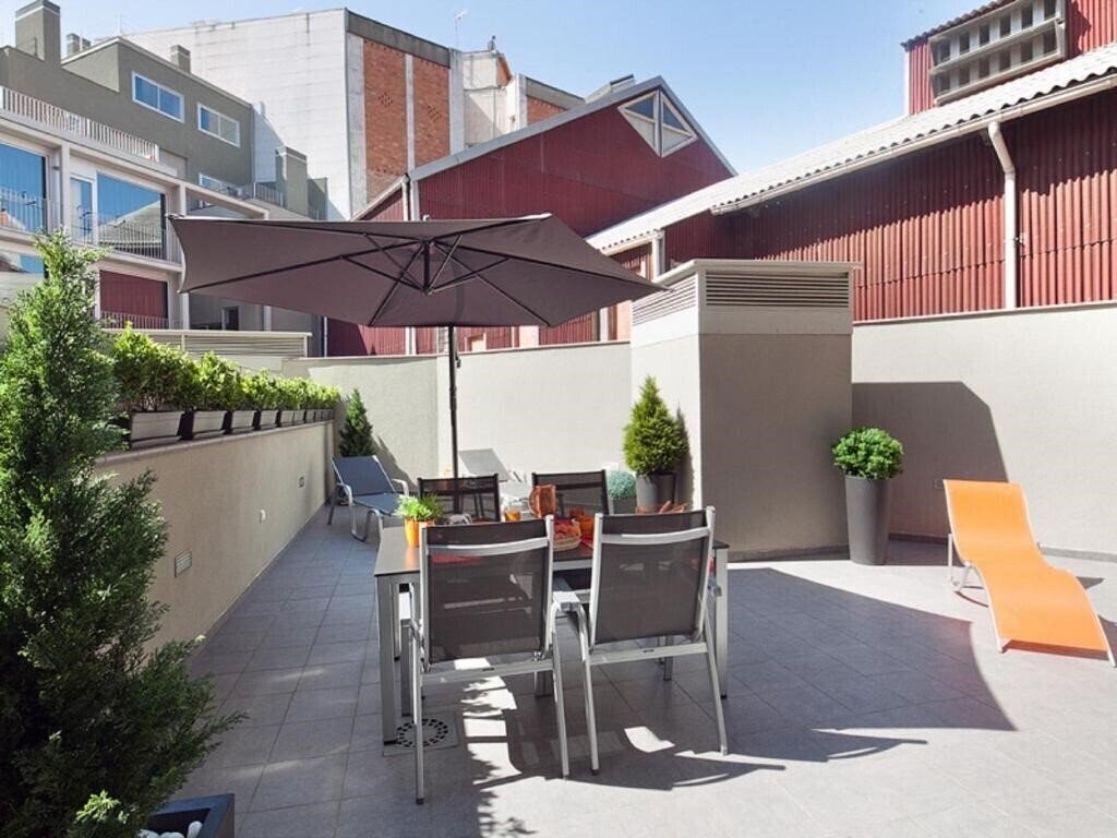 Charm Suites 3* қонақ үйі