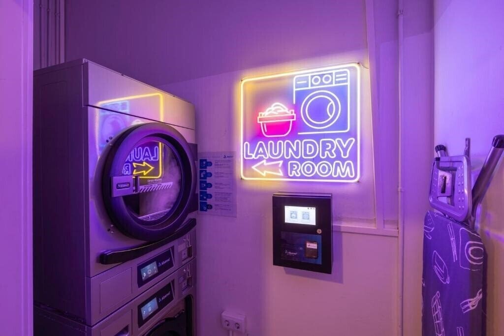 Картинка The Loft Hostel Barcelona 3*