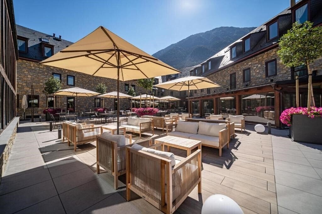 Hotel Vilagaros Apartamentos 4* суреті