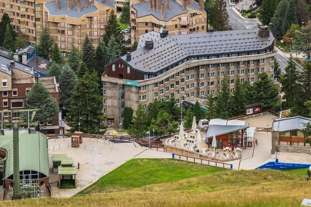 Отель Hotel Tuc Blanc 3*