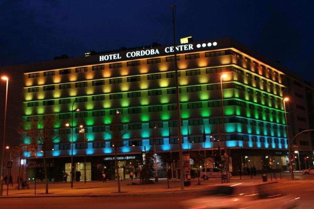 Отель Cordoba Center 3*