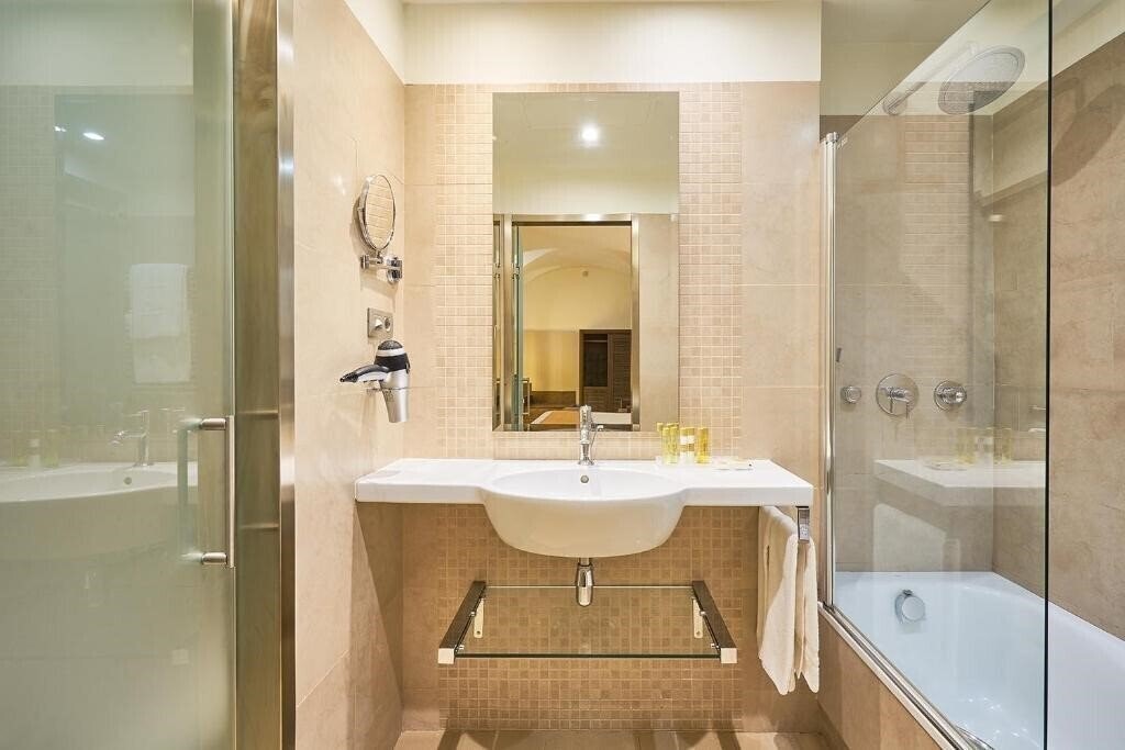 Hotel Eurostars Patios De Cordoba 4* фотосуреті