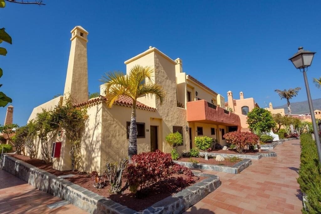 Tagoro Costa Adeje (ex. Villa Tagoro) 4* суреті