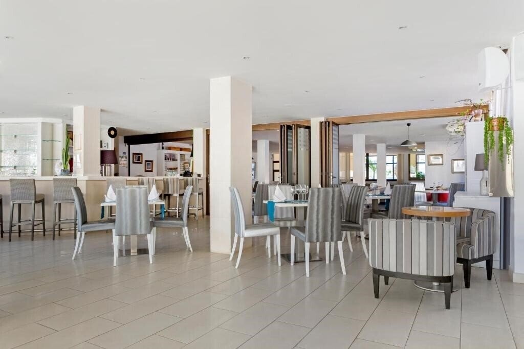 Royal Sunset Beach Club By Diamond Resorts 3* суреті