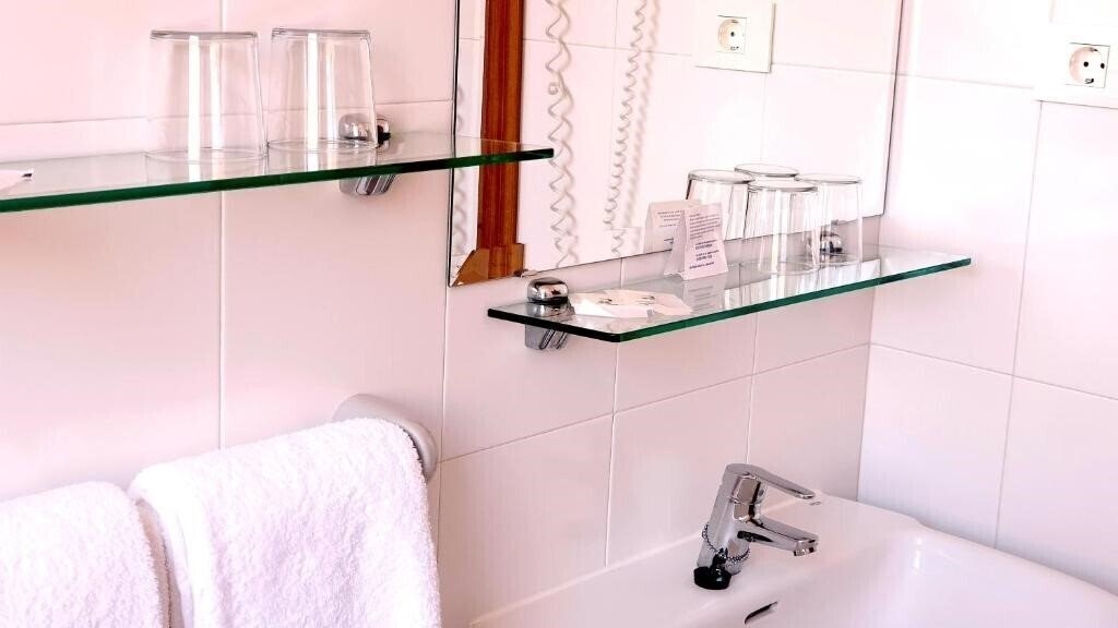 Фото Hotel Zarauz 3*