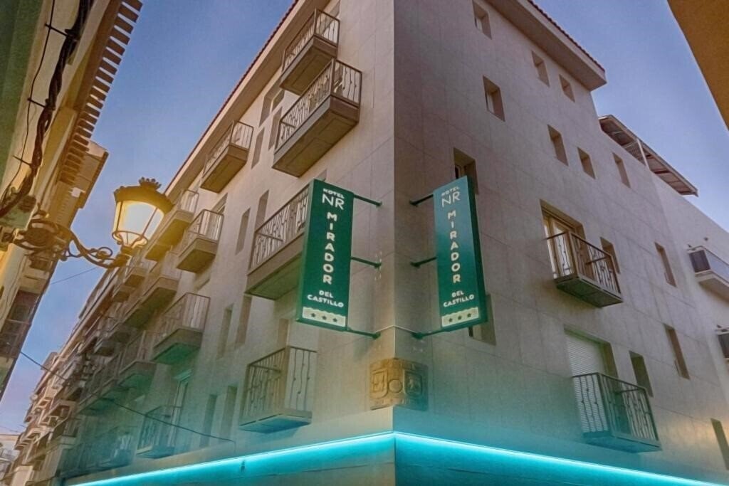 Отель Nr Mirador Del Castillo 3*