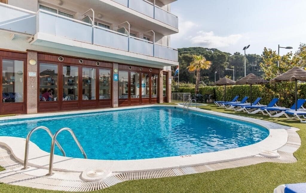 Evenia Hawai 3* қонақ үйі