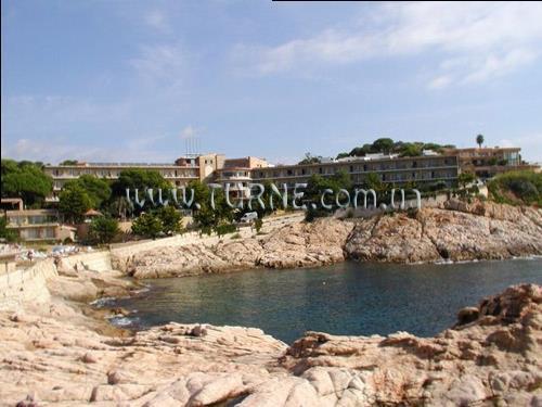 Отель Eden Roc 3*