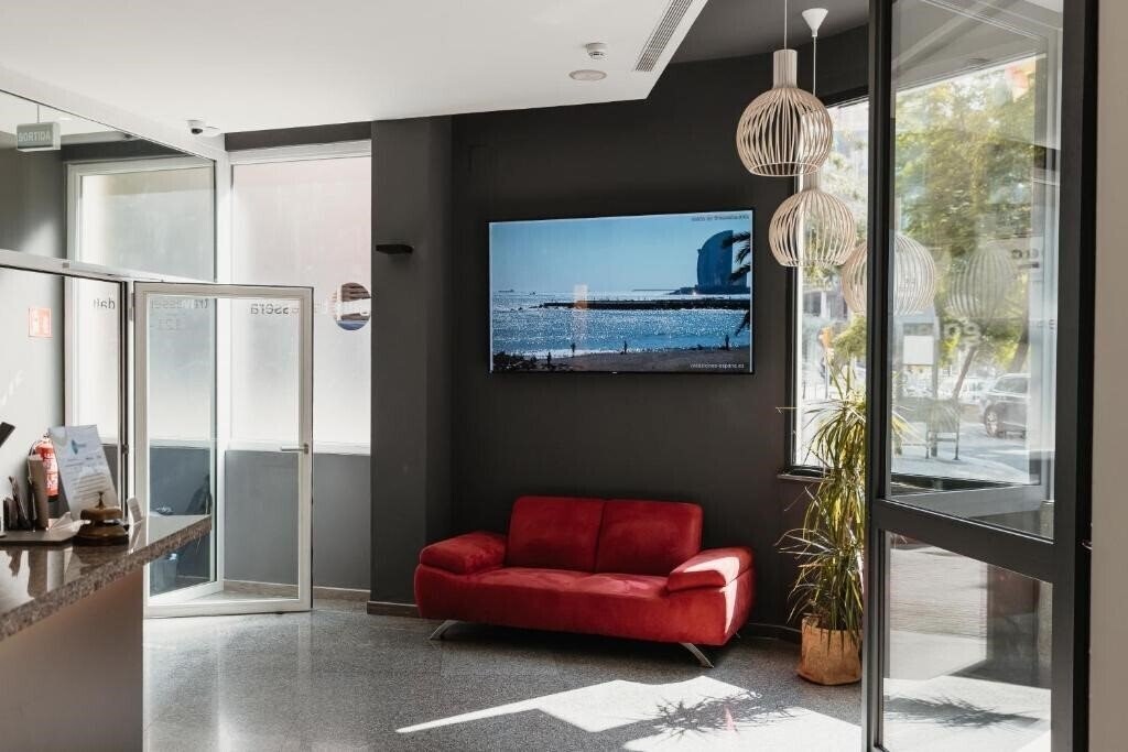 Изображение Travessera Hotel And Parc Guel 2*