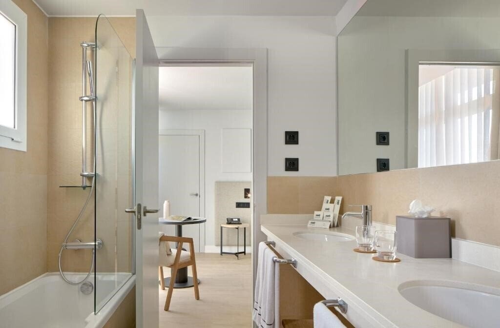 Фото Gran Hotel Monterrey 5*