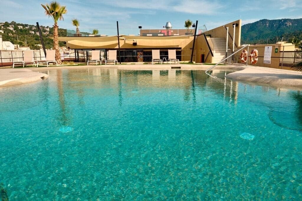 Картинка Delfin Tossa 4*