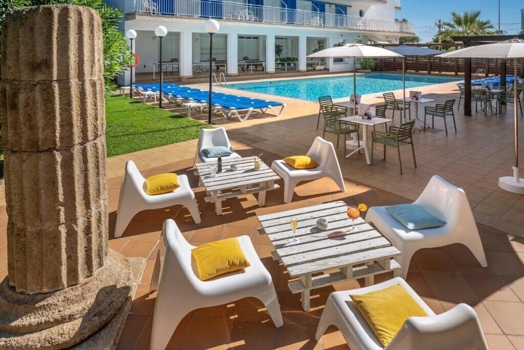 Фотография Sorrabona 3*