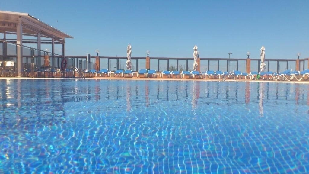 Univers 3* суреті