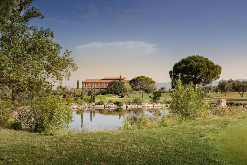 Peralada Wine Spa & Golf 5* қонақ үйі