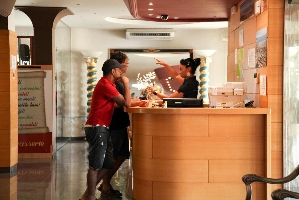 Ampuria Inn 3* фотосуреті
