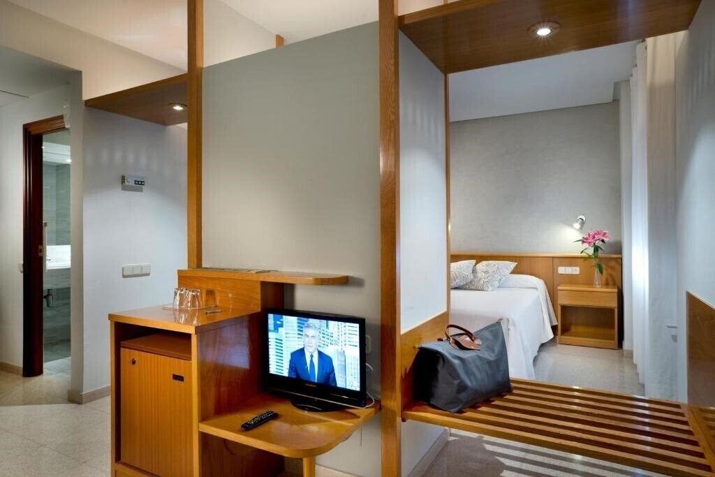 Bon Retorn 3* суреті