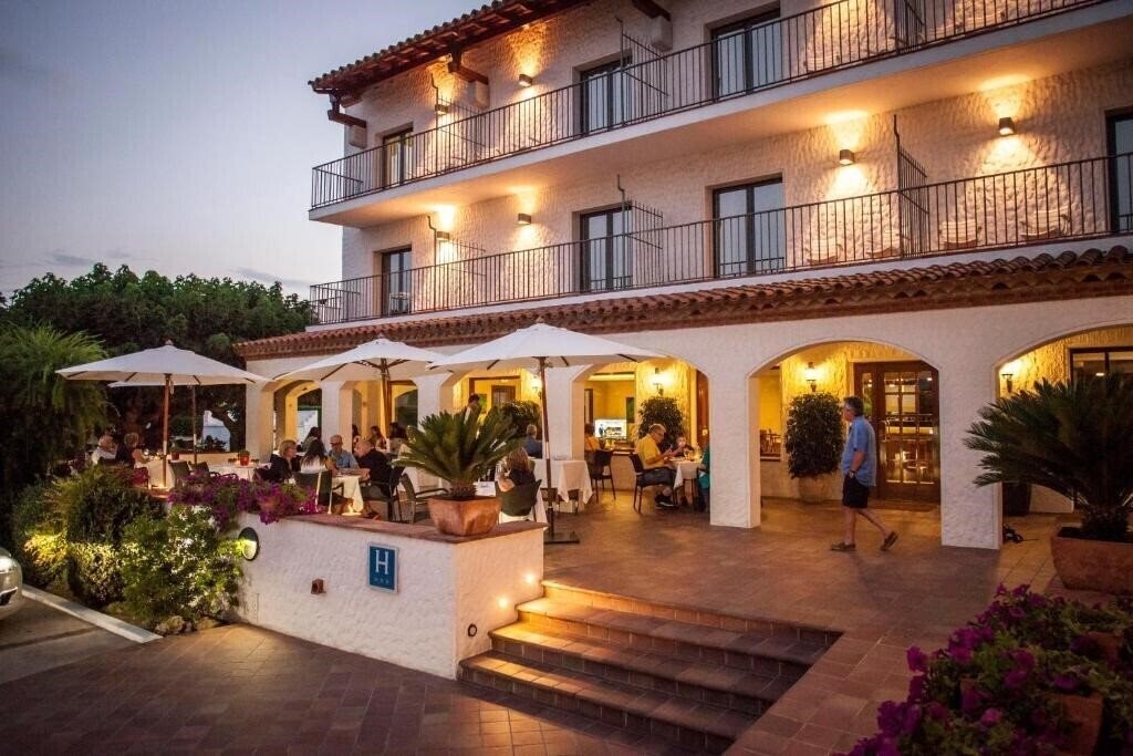 Bon Retorn 3* суреті