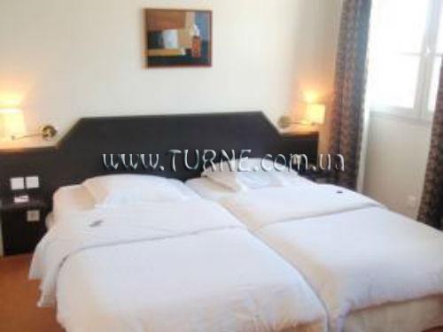 Bon Retorn 3* фотосуреті