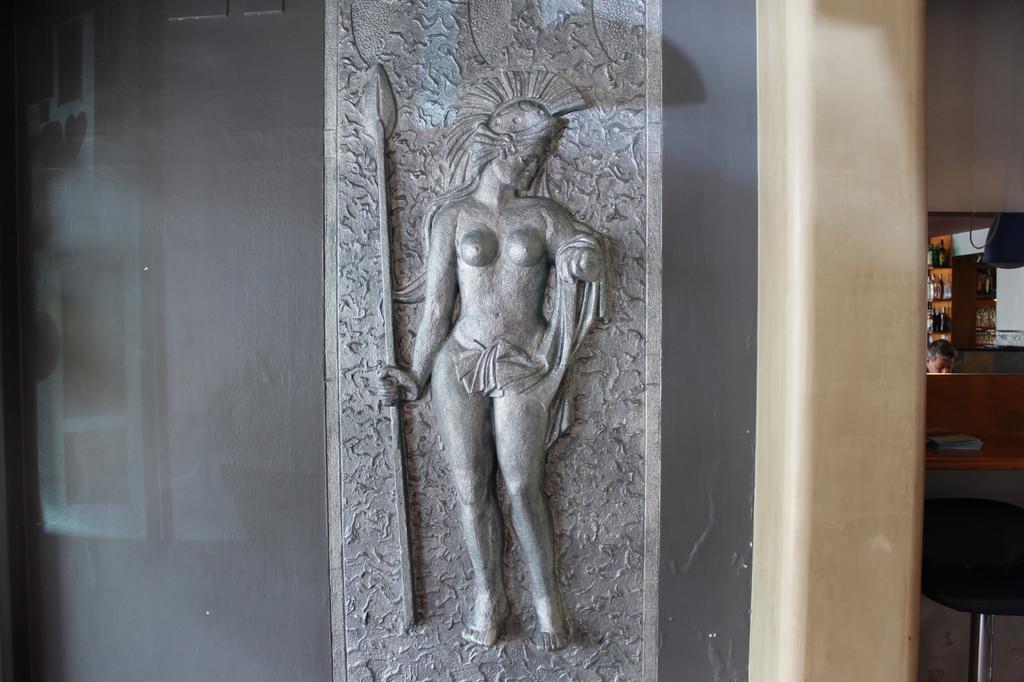 Athene 3* қонақ үйі