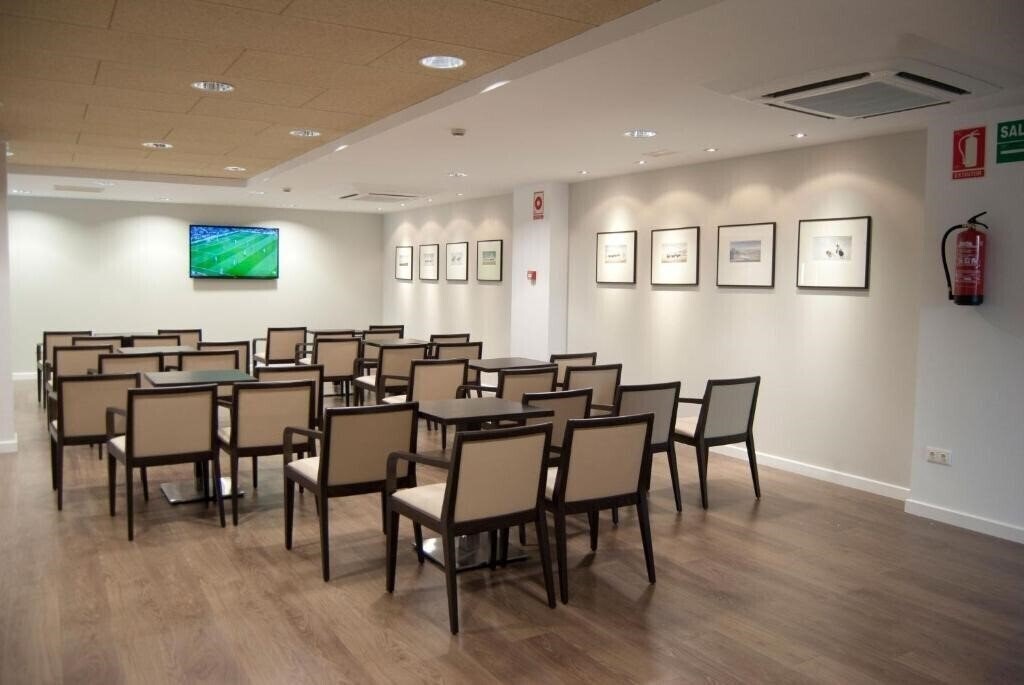 Картинка Garbi Costa De La Luz 4*