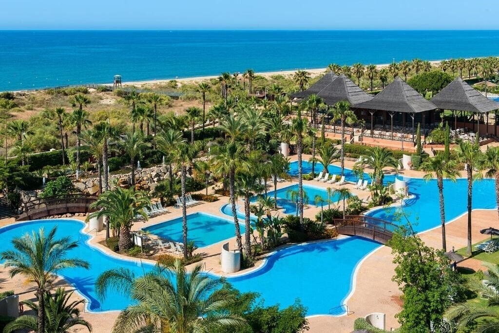 Отель Puerto Antilla Grand 4*