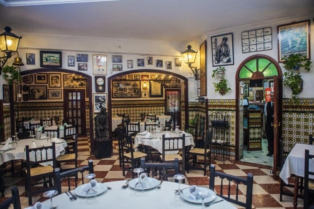 Картинка Estudios Turisticos Bahia Sur 3*