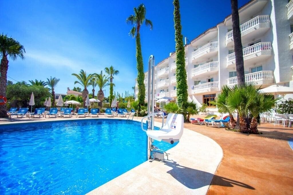 Servigroup Romana 3* суреті