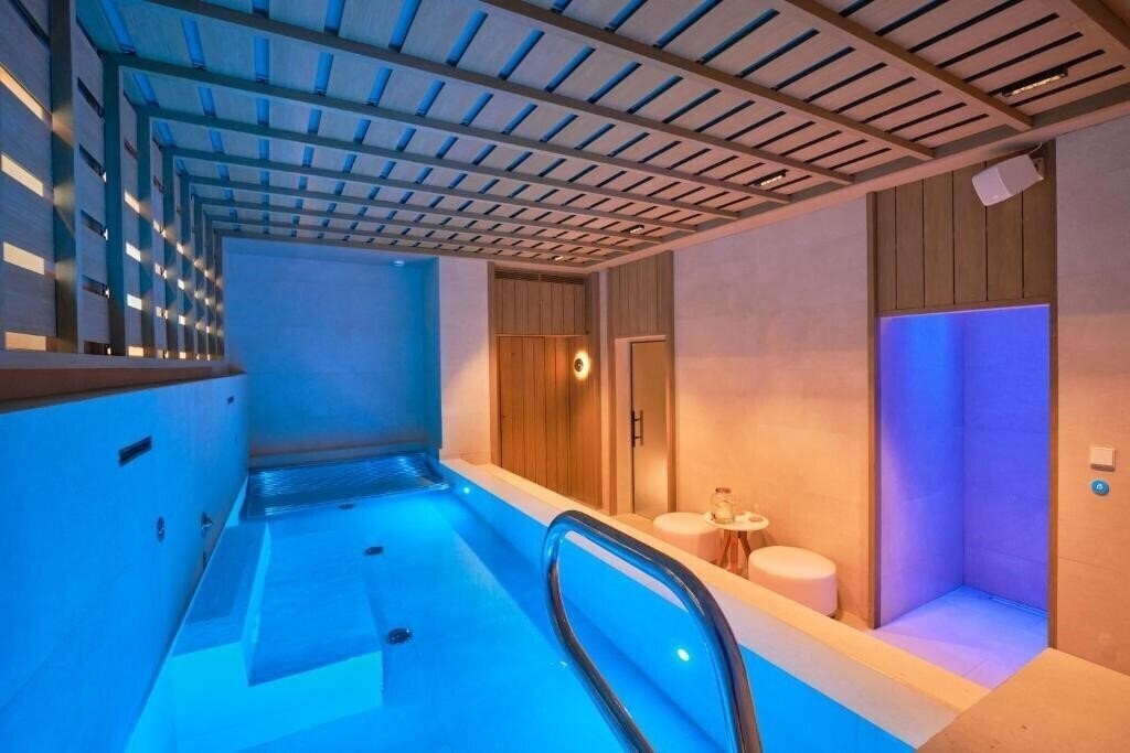 Estimar Valencia 4* суреті